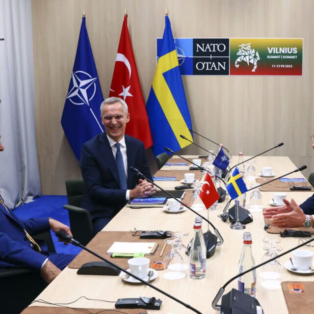 Türkiye'den İsveç'in NATO üyeliğine yeşil ışık