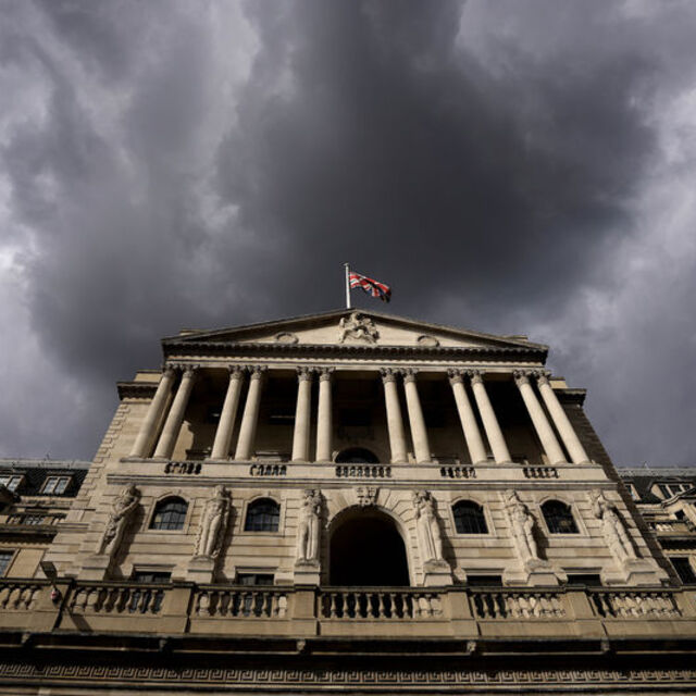 İngiltere Merkez Bankası'ndan sürpriz karar