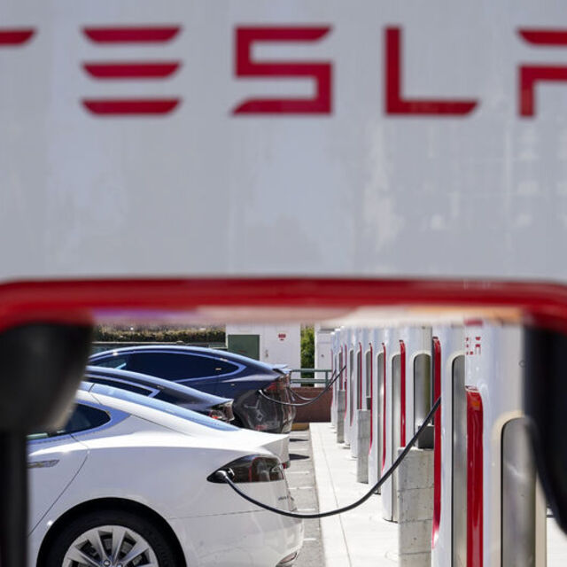 Reuters: Tesla Almanya'da ucuz araç üretimine başlayacak