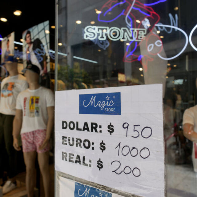 Şok terapisine başlayan Arjantin'de enflasyon yüzde 160'ı aştı