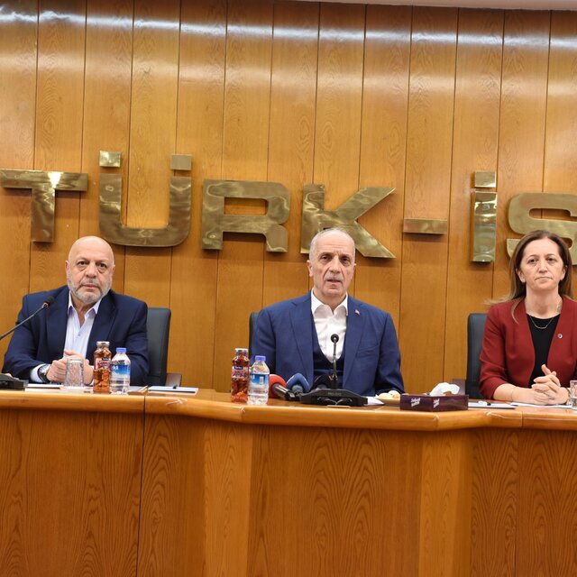 Sendikalardan asgari ücret çıkışı: Acilen artırılmalı