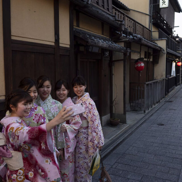 Japon 'ev kadınları' Türk lirasına geri dönüyor