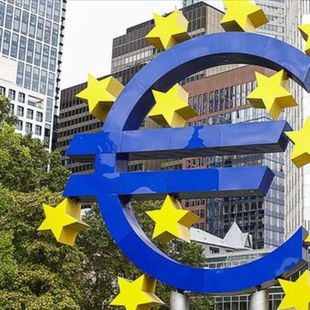 Euro Bölgesi enflasyonunda sert düşüş
