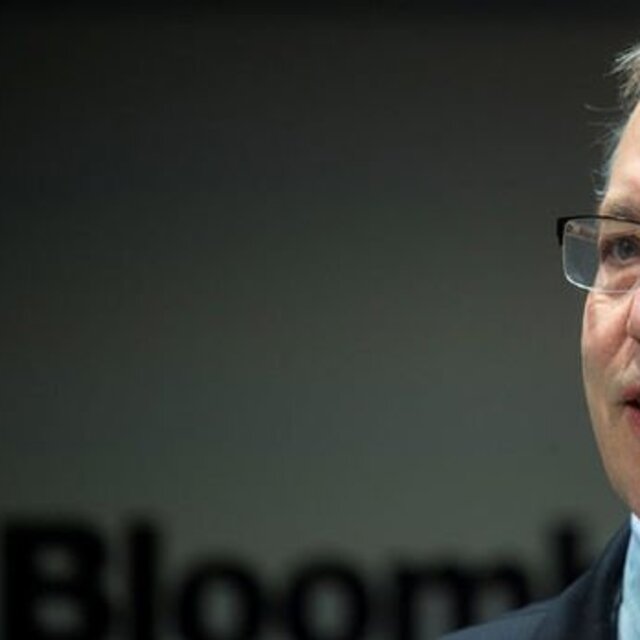 Eski Fed Üyesi Dudley’den 50 baz puanlık faiz indirimi mesajı