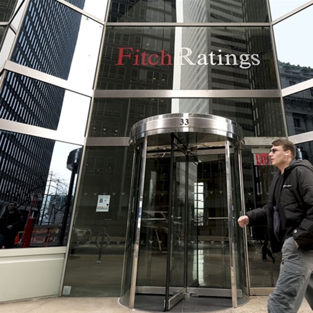Fitch Türk bankalarının notunu yükseltti