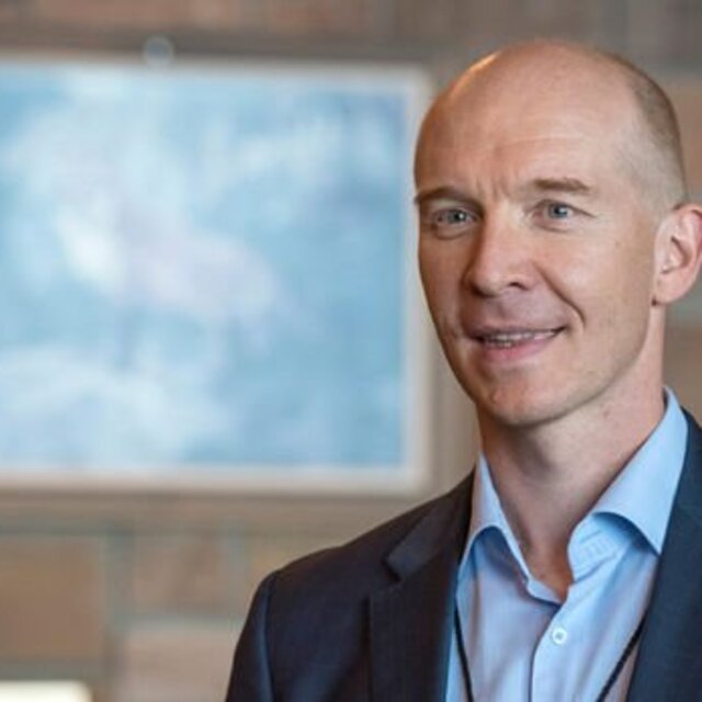 AMB üyesi Muller'den temkinli faiz mesajı