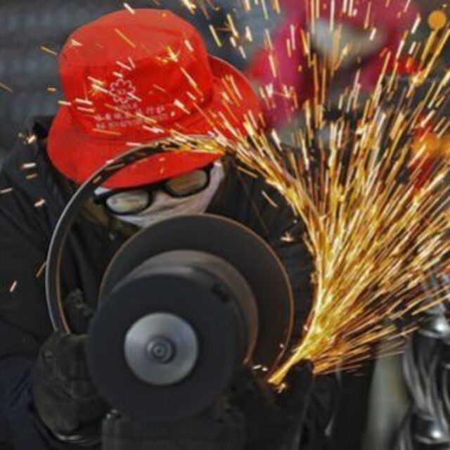 Çin'de Caixin imalat PMI beklentilerin üzerinde