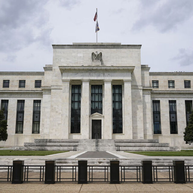 Fed yetkililerinden faiz mesajı