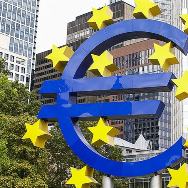 Euro Bölgesi'nde ılımlı büyüme