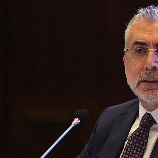 Bakan Işıkhan: 600 bin işçi için Şubat'ta resmi görüşmeleri başlatırız