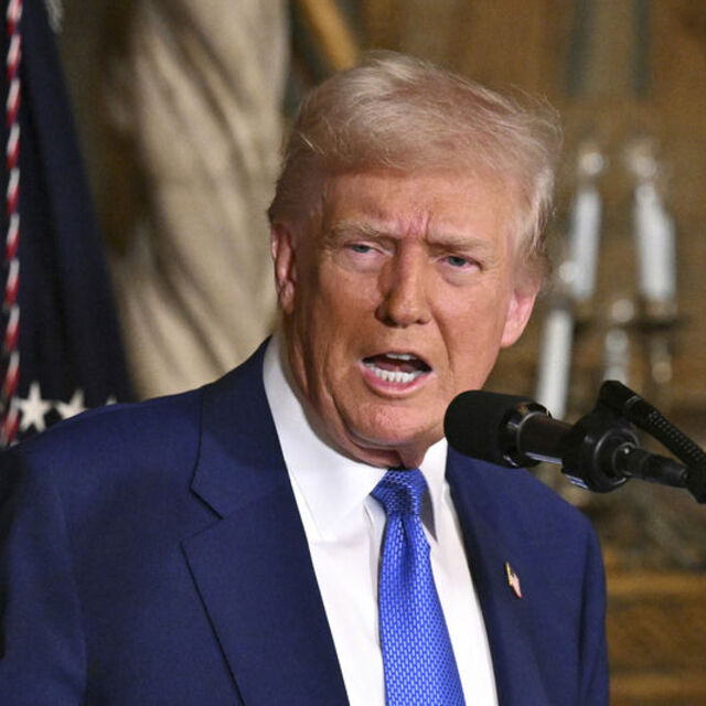 Trump'tan Zelenski'ye 'diktatör' suçlaması