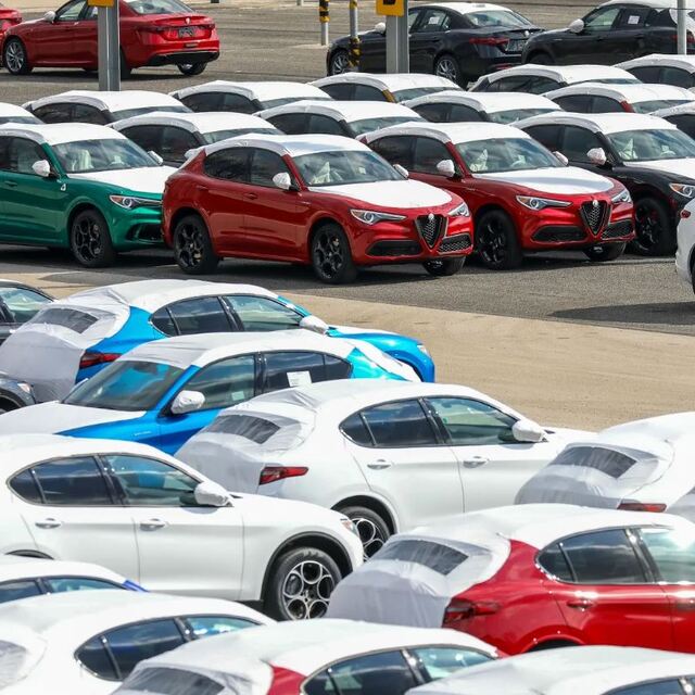 Avrupa'da otomobil satışları geriledi