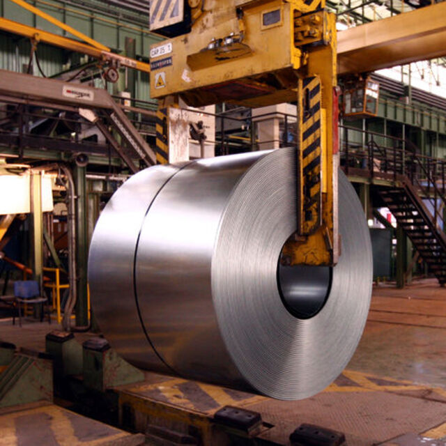 Trump'ın çelik ve alüminyum tarifeleri yürürlüğe girdi