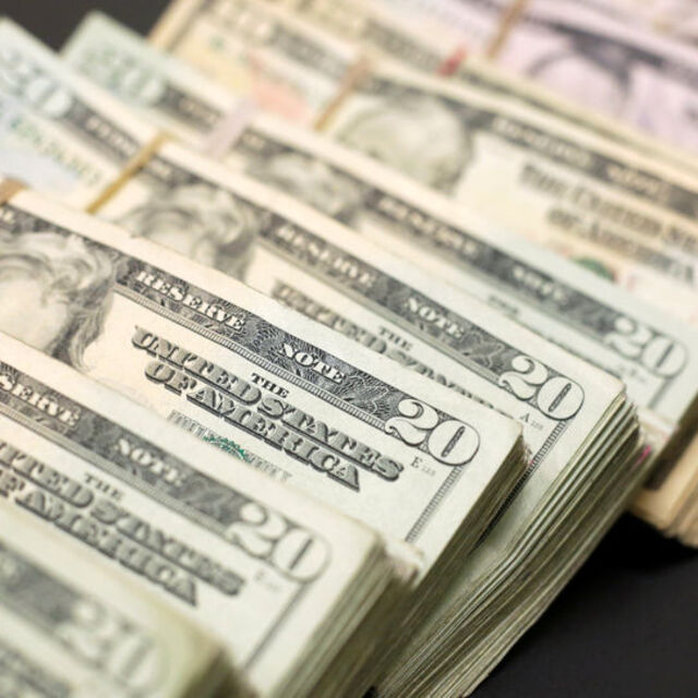 Döviz mevduatlarında rekor artış