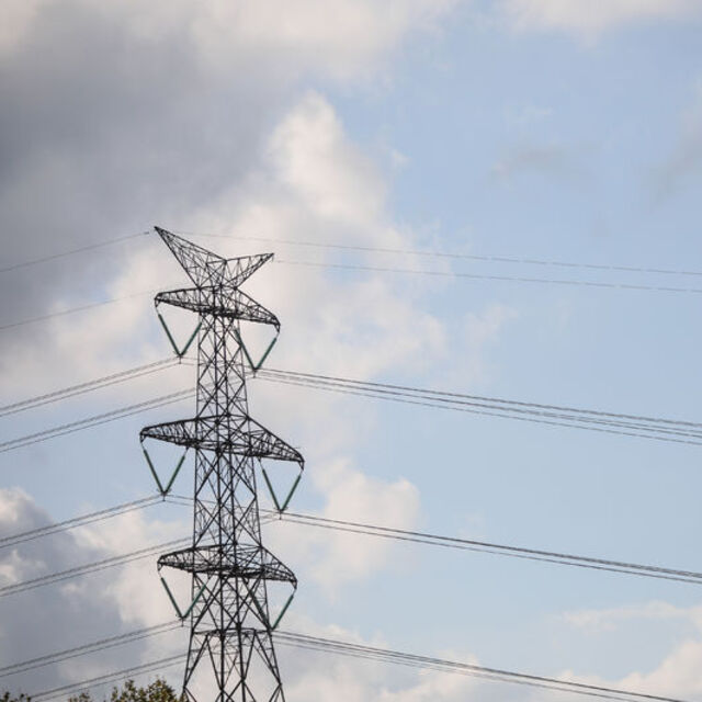 Elektriğe yüzde 25 zam geldi