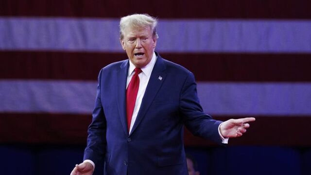 Trump, Elon Musk'ın "aklını kaçırdığını" söyledi