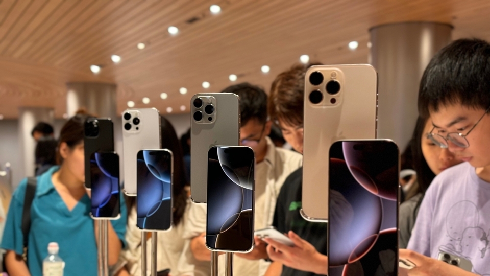 Apple, Çin’de ilk kez mağazasını kapatıyor