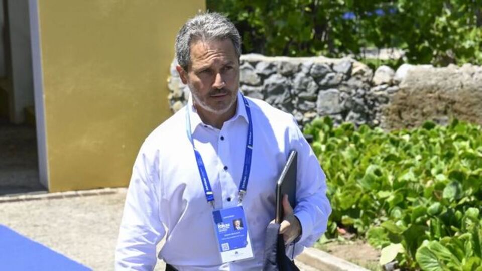 St. Louis Fed Başkanı Musalem'den faiz indirimine temkinli duruş | Son dakika ekonomi haberleri