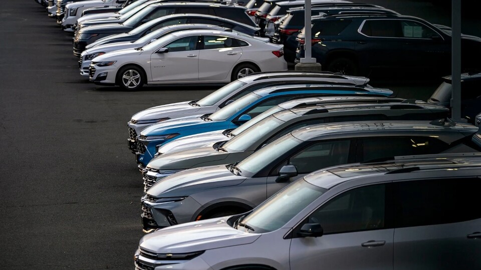 Otomobil fiyatlarındaki reel düşüş devam ediyor | …