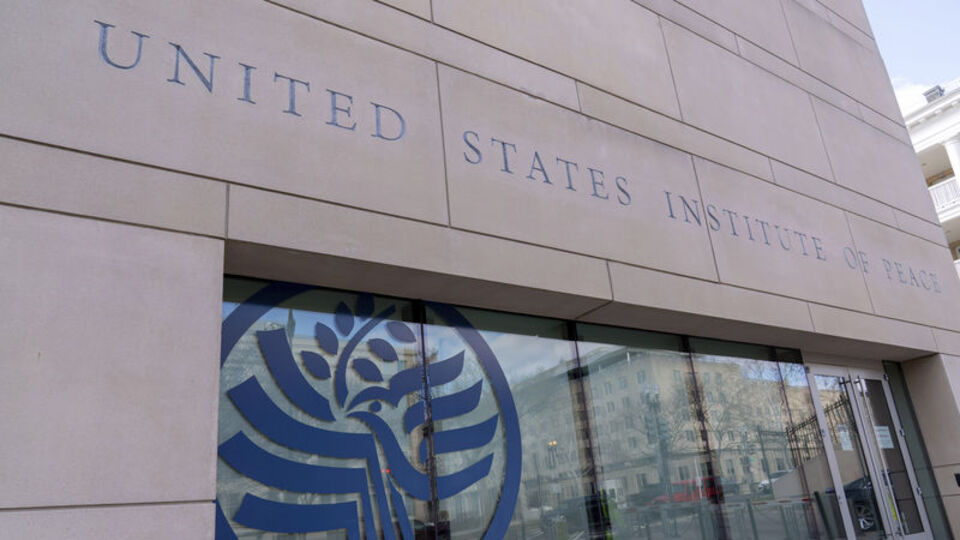 ABD'de işten çıkarılan yüzlerce federal çalışan göreve çağrıldı | Son dakika ekonomi haberleri