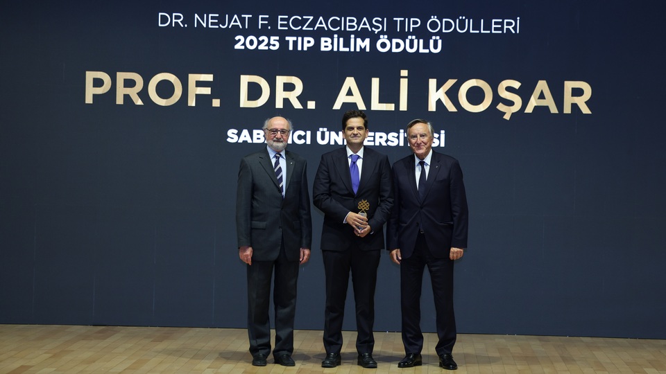 Dr. Nejat F. Eczacıbaşı Tıp Ödülleri sahiplerini buldu | Son dakika ekonomi haberleri