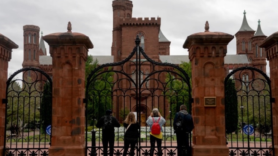 Trump hükümetinin kapanma nedeniyle işten çıkarma uygulamasına engel | Son dakika ekonomi haberleri