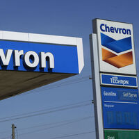 Chevron ve ExxonMobil'in kârında düşüş