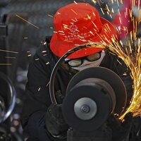 Çin’de fabrika faaliyeti beklentilerin altında büyüdü