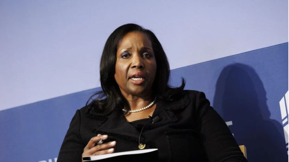 Fed Guvernörü Cook'tan işgücü riski uyarısı | Son dakika ekonomi haberleri