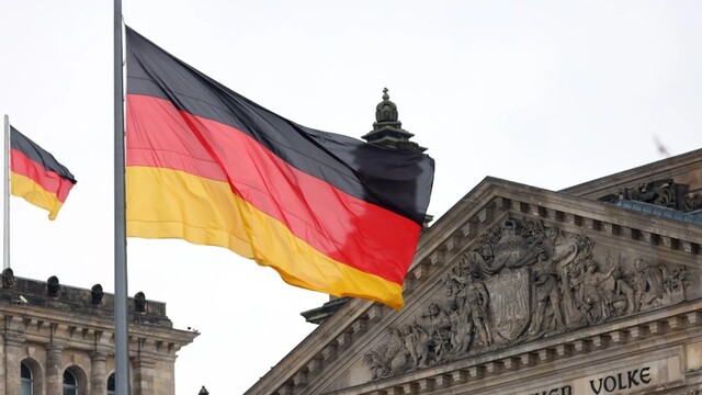 Almanya'da yatırımcı güveni iki aydır beklentinin altında