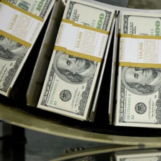 Dolarda yüzde 13,5’lik değer kaybı beklentisi