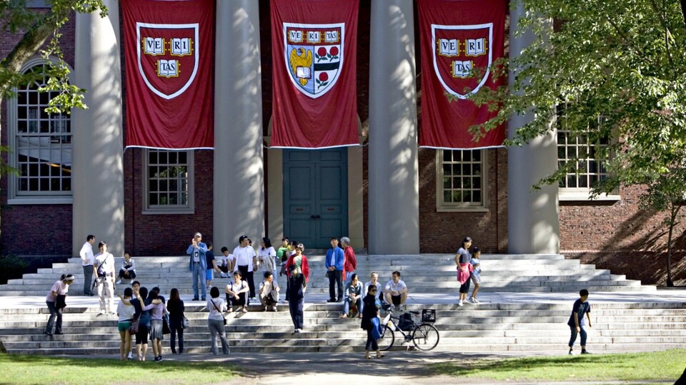 ABD üniversitelerinde yeni uluslararası kayıtlar yüzde 17 azaldı | Son dakika ekonomi haberleri