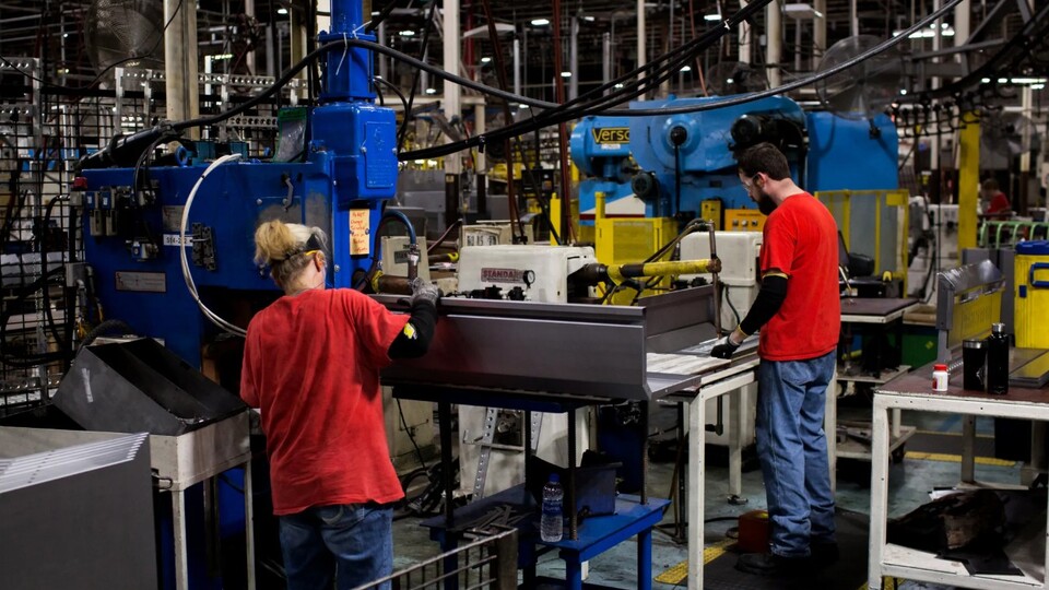 ABD'de imalat PMI 4 ayın en düşük seviyesinde | Son dakika ekonomi haberleri