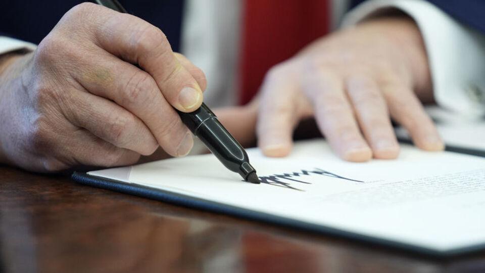 Trump, "Genesis Mission" isimli yapay zeka girişim…