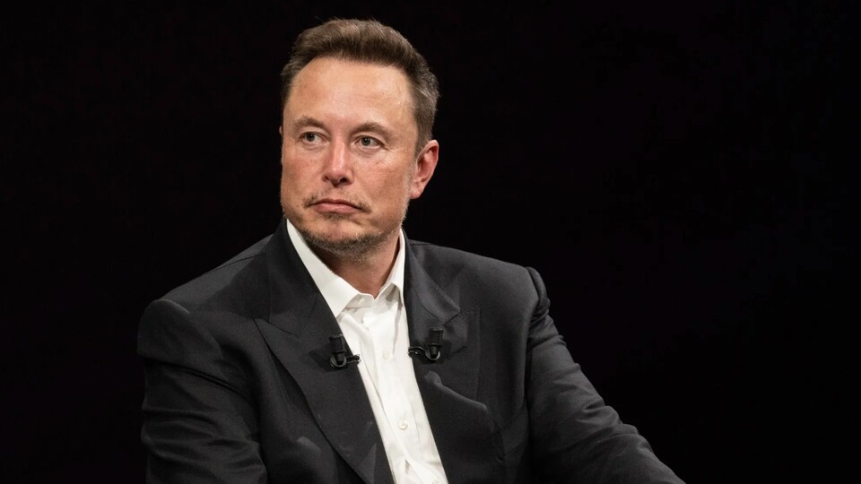 Musk, veri merkezi için zorunlu güneş santrali inş…