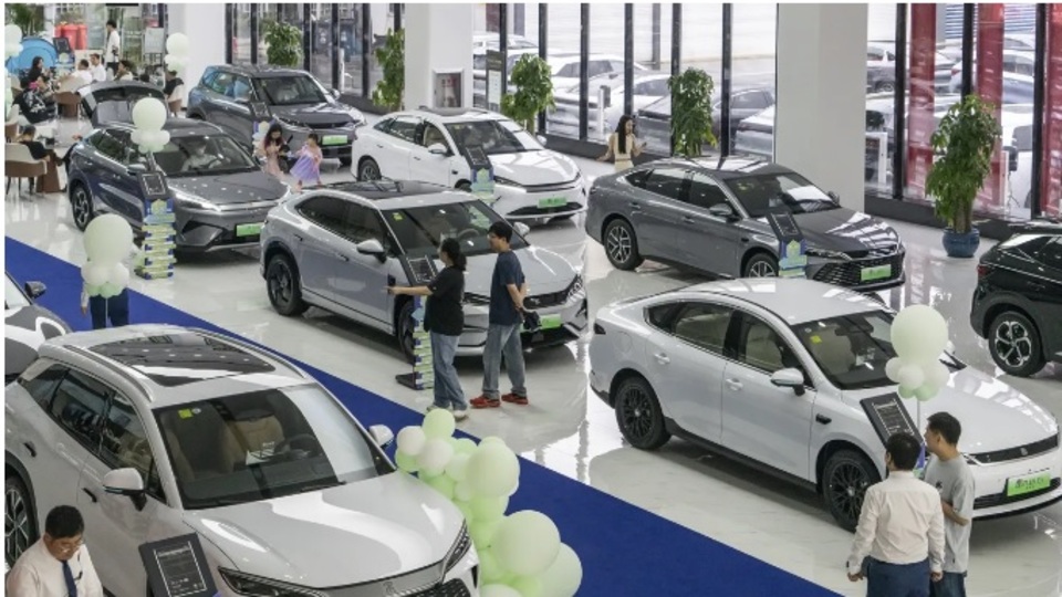 Elektrikli araç devinin satışları üçüncü ayda da düştü | Son dakika ekonomi haberleri