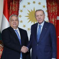 Erdoğan: Macaristan ile ticaret hacmini 10 milyar dolara çıkarmayı hedefliyoruz