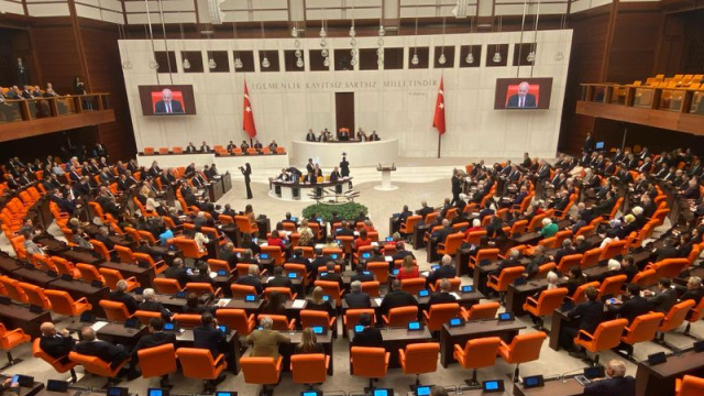 Kamuda 'liyakat' sosyal medya engeline takıldı