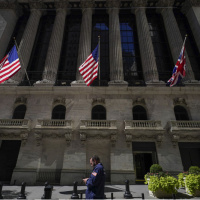 Küresel piyasalarda temkinli pozisyonlar