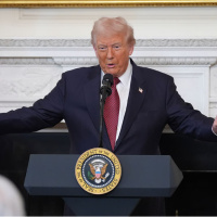 Trump'tan, Venezuela'ya "*petrol haklarımızı geri istiyoruz" tehdidi