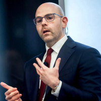 Fed Üyesi Miran'dan resesyon riski uyarısı