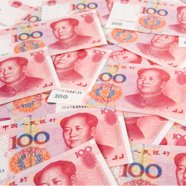 Yuan psikolojik eşiği aştı