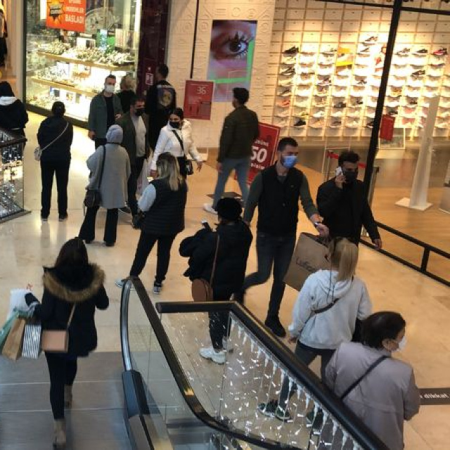 Bloomberg HT Tüketici Güven Endeksi Aralık'ta yükseldi