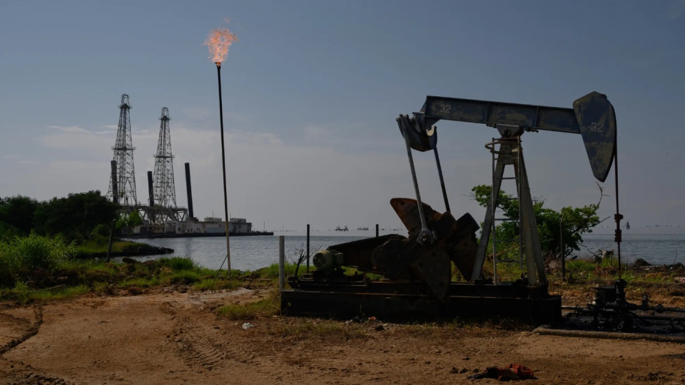 Venezuela'nın petrol hikayesi bir gecede sil-baştan yazılabilir mi? | Son dakika ekonomi haberleri