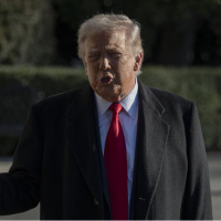 Trump: Göçmenleri koruyan şehirlere yapılan ödemeler ay sonunda kesilecek