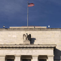 Fed yetkililerinden ‘faiz indirimlerine mola’ sinyali