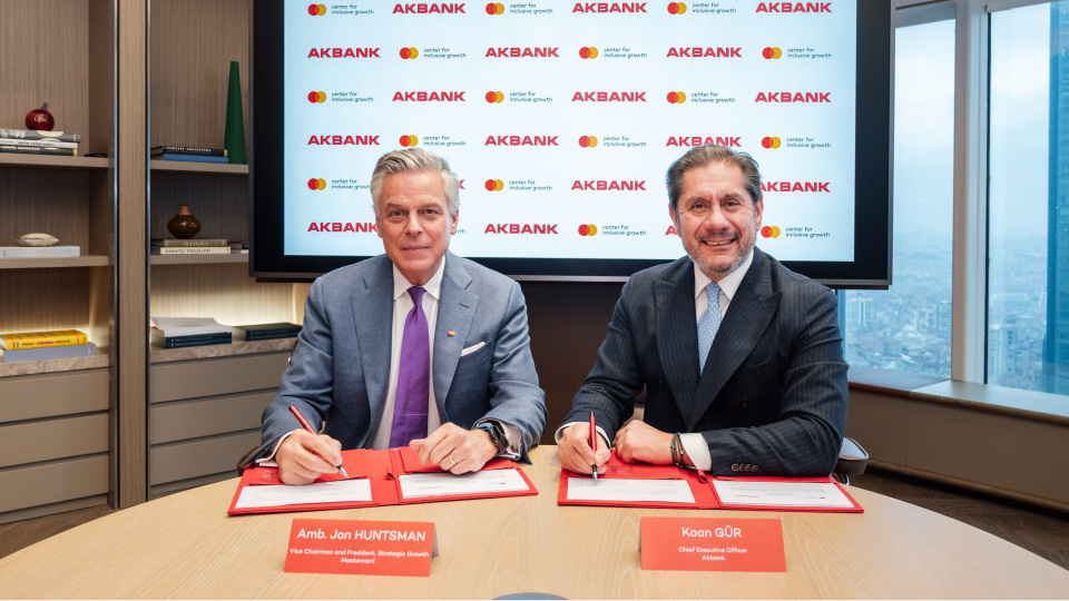 Akbank ve Mastercard'tan kadın KOBİ'lere yönelik işbirliği