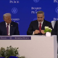 Davos'ta Barış Kurulu için imzalar atıldı