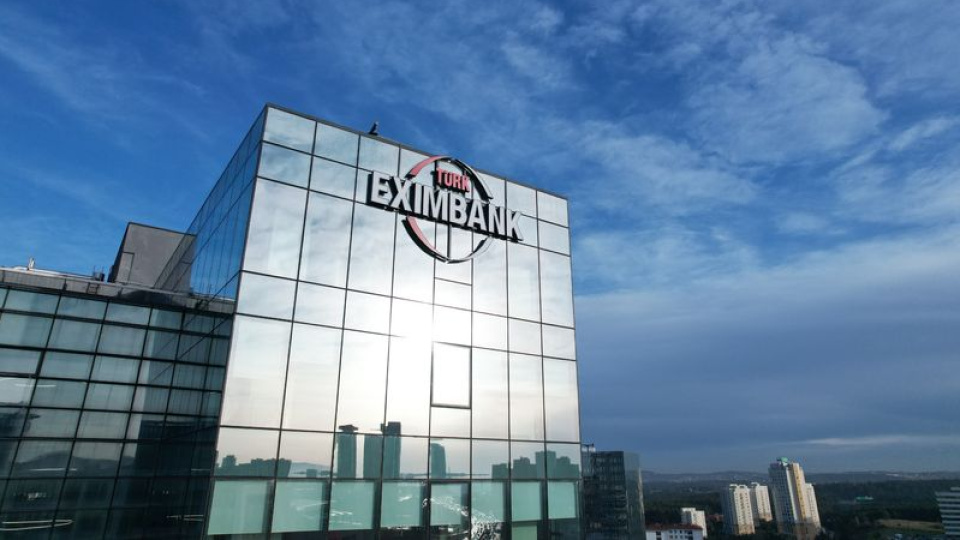 Eximbank'tan 'Alıcı Kredileri Programı'