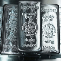 Gümüş 100 doları aşarak tarihi rekor kırdı